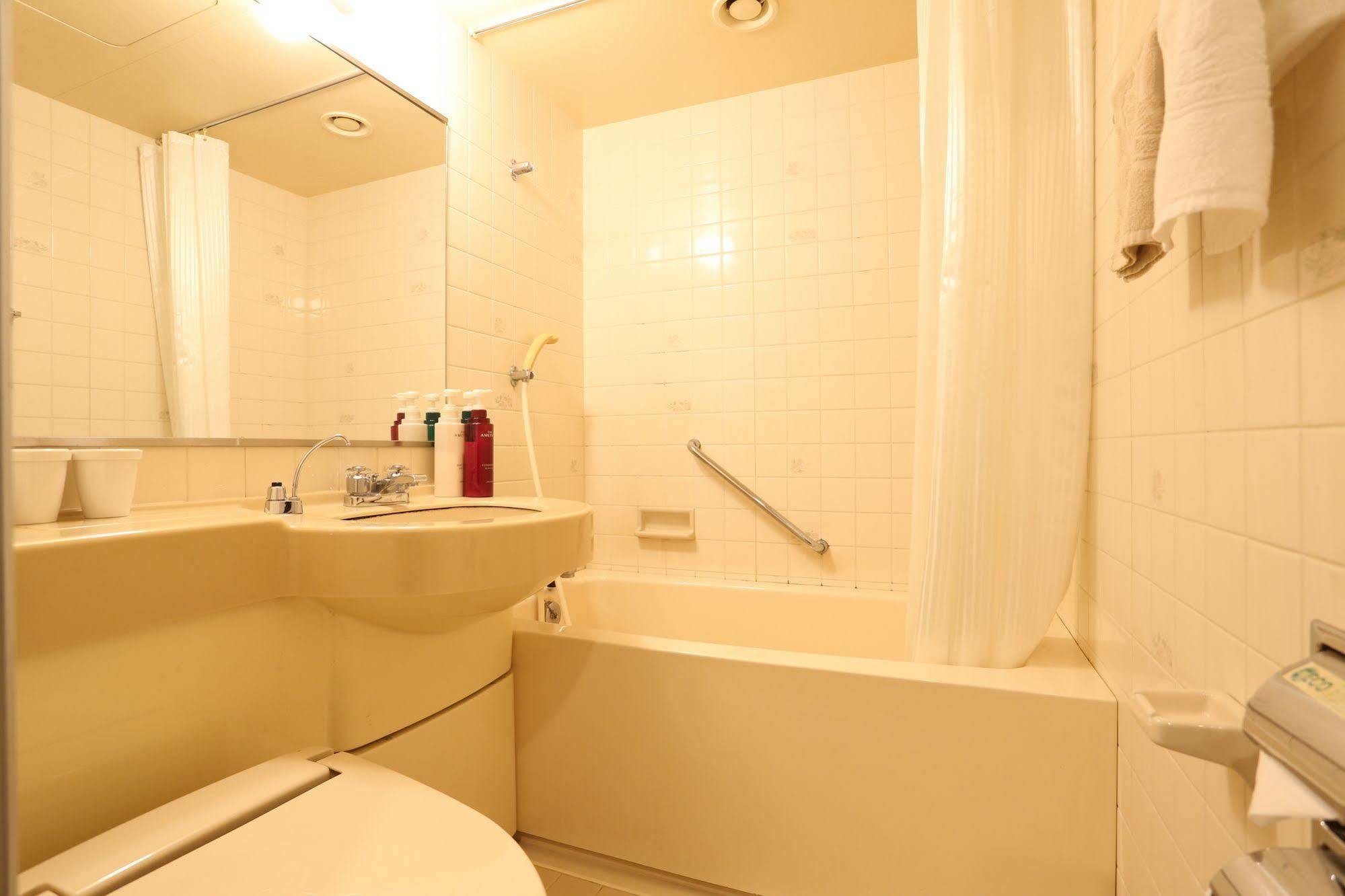 Apa Hotel Takamatsu Airport Extérieur photo