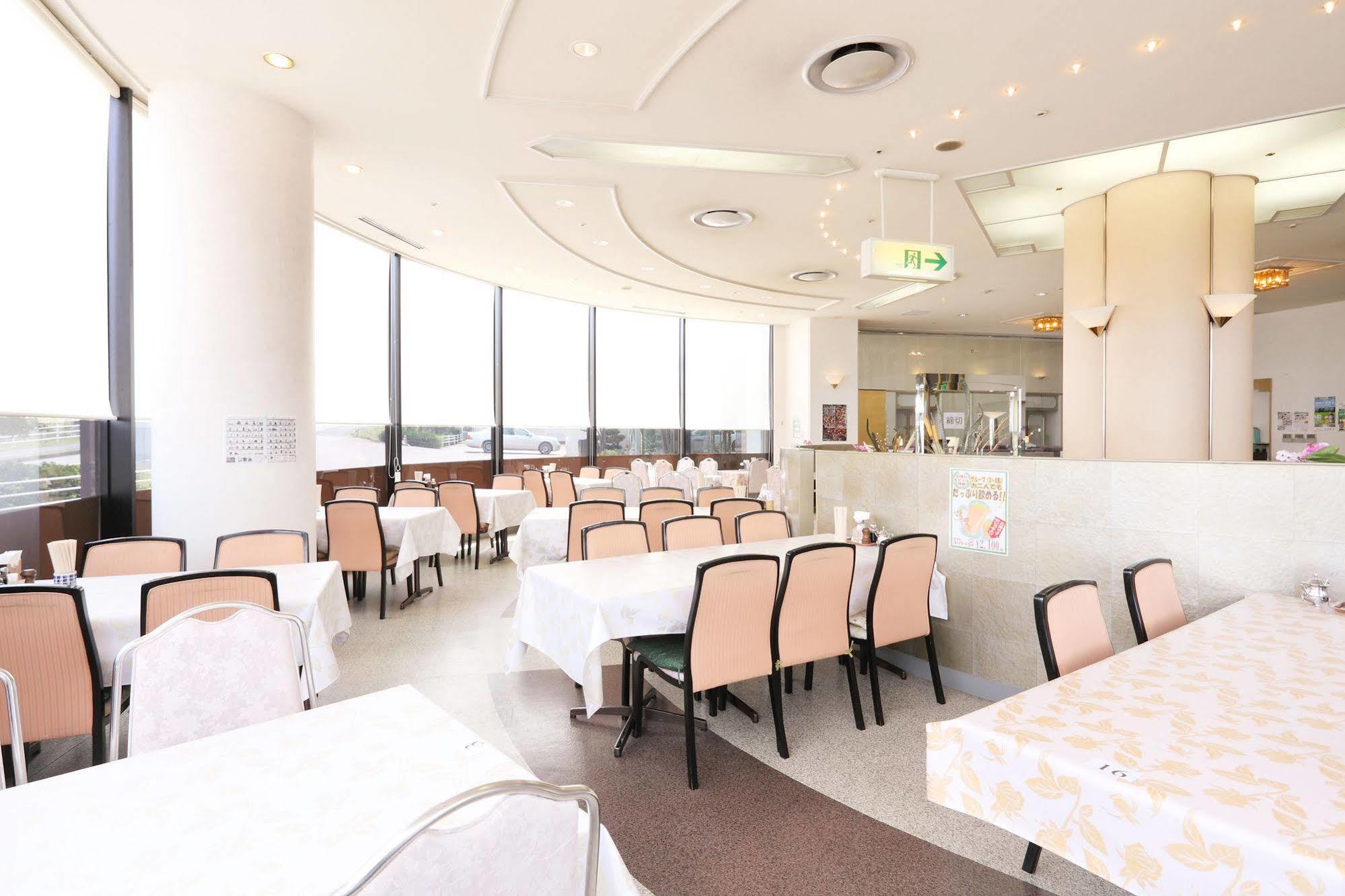 Apa Hotel Takamatsu Airport Extérieur photo